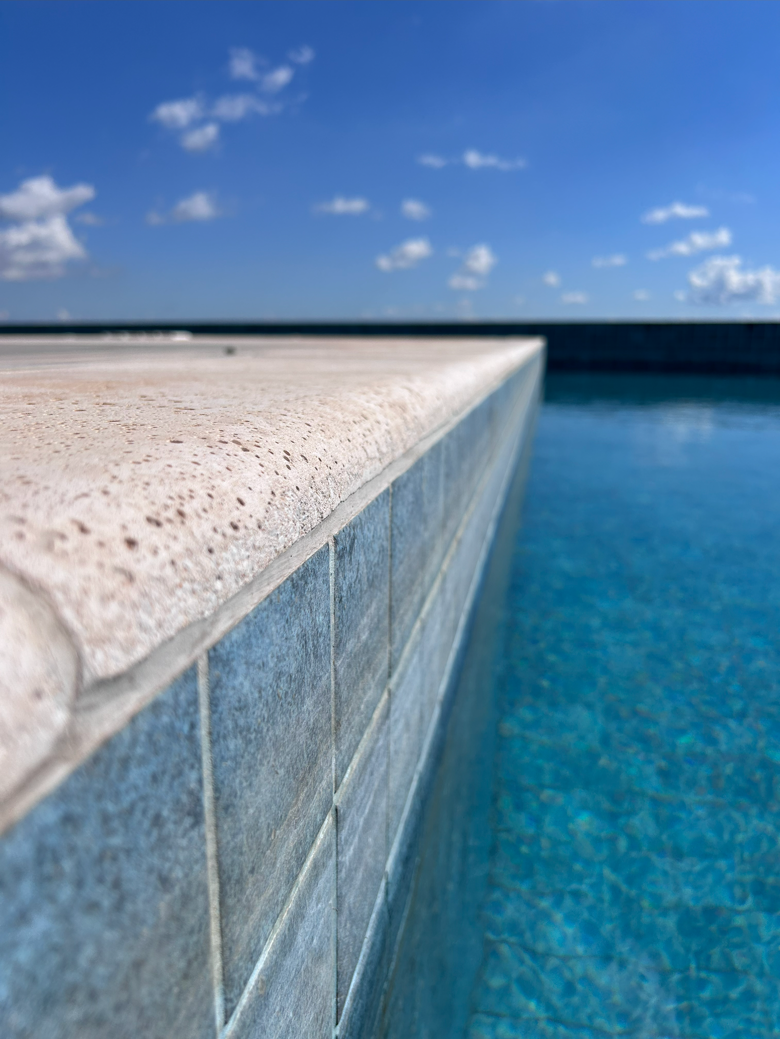 Vista geral da piscina